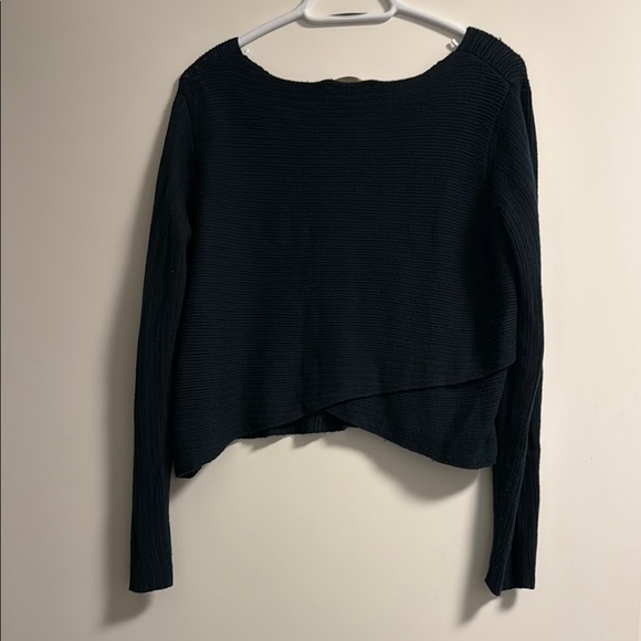 Dark Green Ribbed Sweater - Picture 8 of 8